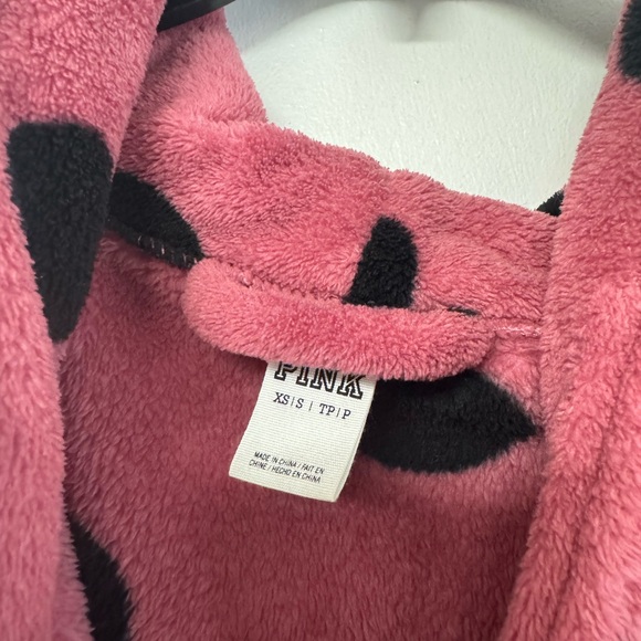 PINK Robe - Picture 4 of 4